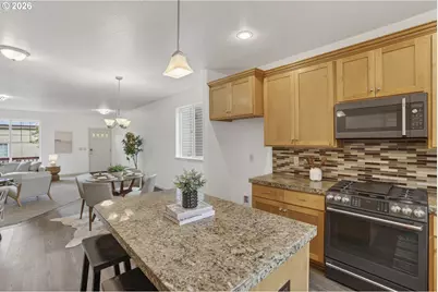 17326 SW Eirwen St, Beaverton, OR 97003 - Photo 20