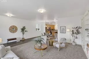 17326 SW Eirwen St, Beaverton, OR 97003 - Photo 10