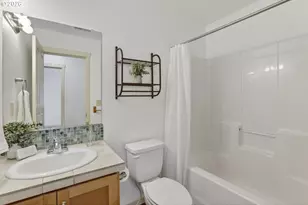 17326 SW Eirwen St, Beaverton, OR 97003 - Photo 38
