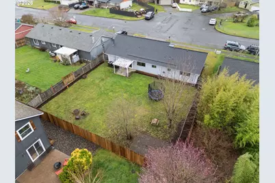 3712 NE 135th Ave, Vancouver, WA 98682 - Photo 2