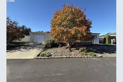 100 River Bend Rd #25, Reedsport, OR 97467 - Photo 2