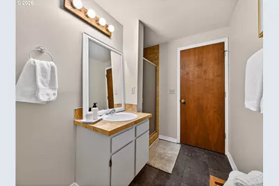 10430 SW 14th Dr, Portland, OR 97219 - Photo 42