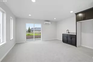 4690 SE 2nd St, Gresham, OR 97080 - Photo 6