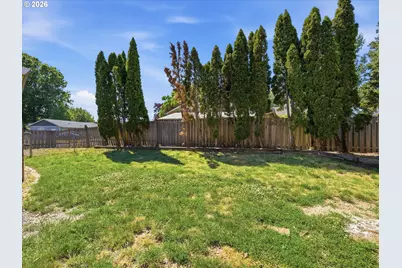 601 E Oxford St, Newberg, OR 97132 - Photo 36