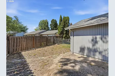 601 E Oxford St, Newberg, OR 97132 - Photo 34