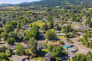 601 E Oxford St, Newberg, OR 97132 - Photo 48