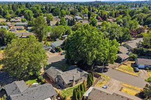 601 E Oxford St, Newberg, OR 97132 - Photo 42