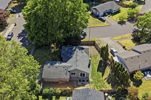 601 E Oxford St, Newberg, OR 97132 - Photo 44