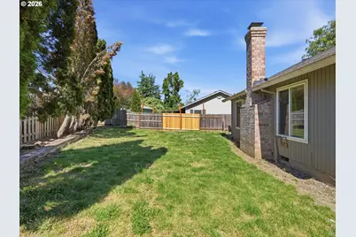 601 E Oxford St, Newberg, OR 97132 - Photo 32