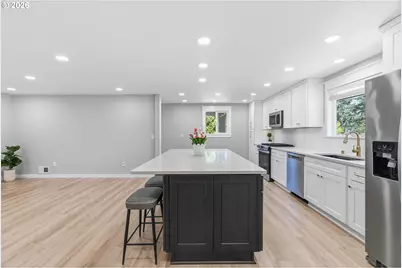 9608 NW 8th Ave, Vancouver, WA 98665 - Photo 10