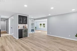 9608 NW 8th Ave, Vancouver, WA 98665 - Photo 8