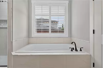 12500 NW 48th Ct, Vancouver, WA 98685 - Photo 18