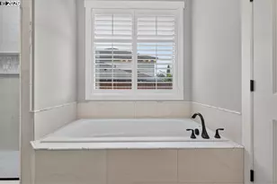 12500 NW 48th Ct, Vancouver, WA 98685 - Photo 18