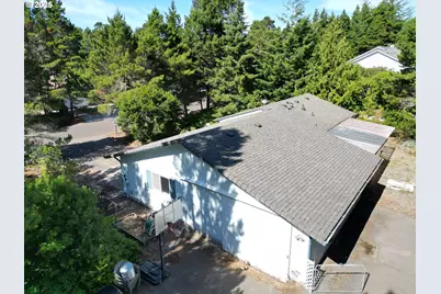 87803 Sandrift St, Florence, OR 97439 - Photo 32