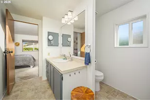 1199 N Terry St, Eugene, OR 97402 - Photo 16
