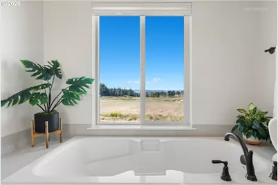 12305 SW Silvertip St, Beaverton, OR 97007 - Photo 26