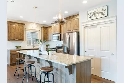415 E Rentfro Way, Newberg, OR 97132 - Photo 8