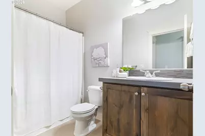 415 E Rentfro Way, Newberg, OR 97132 - Photo 24