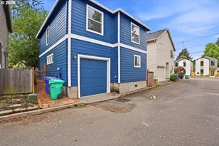9406 N Macrum Ave, Portland, OR 97203 - Photo 32
