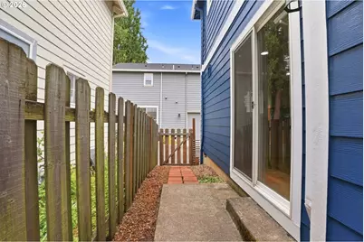 9406 N Macrum Ave, Portland, OR 97203 - Photo 30