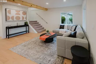 9326 SE Mill St, Portland, OR 97216 - Photo 4