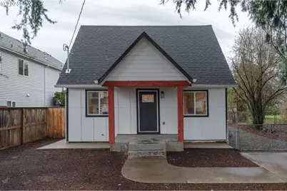 9326 SE Mill St, Portland, OR 97216 - Photo 2