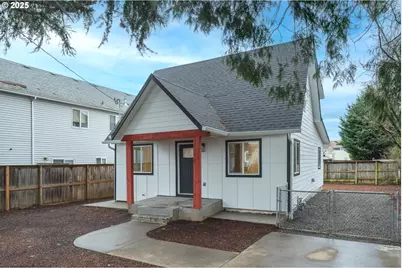 9326 SE Mill St, Portland, OR 97216 - Photo 1