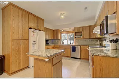 1624 Florence Ave, Longview, WA 98632 - Photo 10