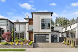 529 NE Province Dr, Camas, WA 98607 - Photo 2