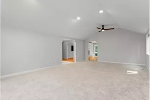 7606 SE 111th Ave, Portland, OR 97266 - Photo 10