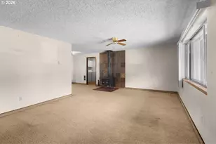 14213 NE 76th St, Vancouver, WA 98682 - Photo 2