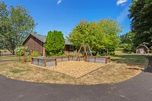 36442 SE Gordon Creek Rd, Corbett, OR 97019 - Photo 34