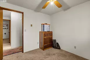 375 Johnson St, Sutherlin, OR 97479 - Photo 24