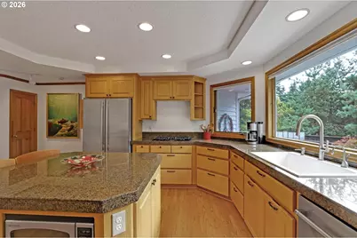 15290 SW 141st Ave, Portland, OR 97224 - Photo 16