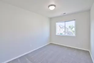 3721 E Oak Grv St, Newberg, OR 97132 - Photo 34
