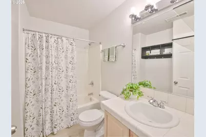 3721 E Oak Grove St, Newberg, OR 97132 - Photo 36