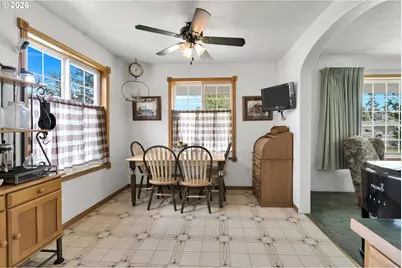 535 N 11th St, Aumsville, OR 97325 - Photo 12