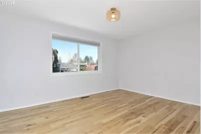 2645 SE Lewellyn Ave, Troutdale, OR 97060 - Photo 20