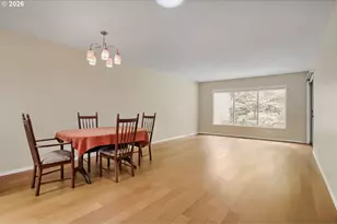 15915 SW Greens Way, Portland, OR 97224 - Photo 6