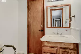 15915 SW Greens Way, Portland, OR 97224 - Photo 16
