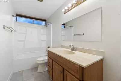 1085 SW Hillcroft Ave, Portland, OR 97225 - Photo 28
