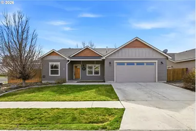 1003 SW Olive Ct, Hermiston, OR 97838 - Photo 1