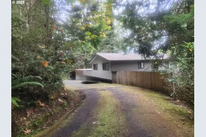 96015 Sunlake Ln, Lakeside, OR 97449 - Photo 1