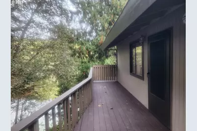 96015 Sunlake Ln, Lakeside, OR 97449 - Photo 14