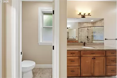 19484 SW Lorna Ln, Lake Oswego, OR 97035 - Photo 20