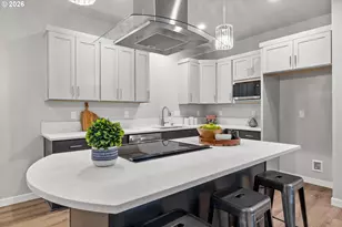 2477 NW 1st Dr, Gresham, OR 97030 - Photo 8