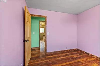 1095 E 2nd St, Coquille, OR 97423 - Photo 22