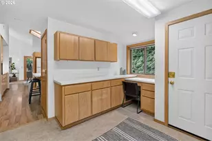 2736 Harlow Rd, Eugene, OR 97401 - Photo 30