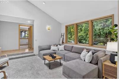 2736 Harlow Rd, Eugene, OR 97401 - Photo 4