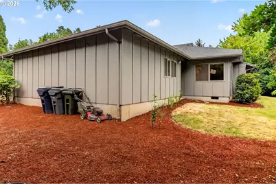 2736 Harlow Rd, Eugene, OR 97401 - Photo 38